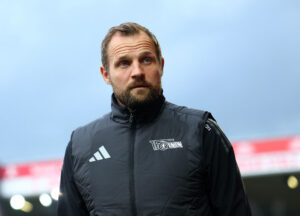 Bo Svensson på sidelinjen for Union Berlin.
