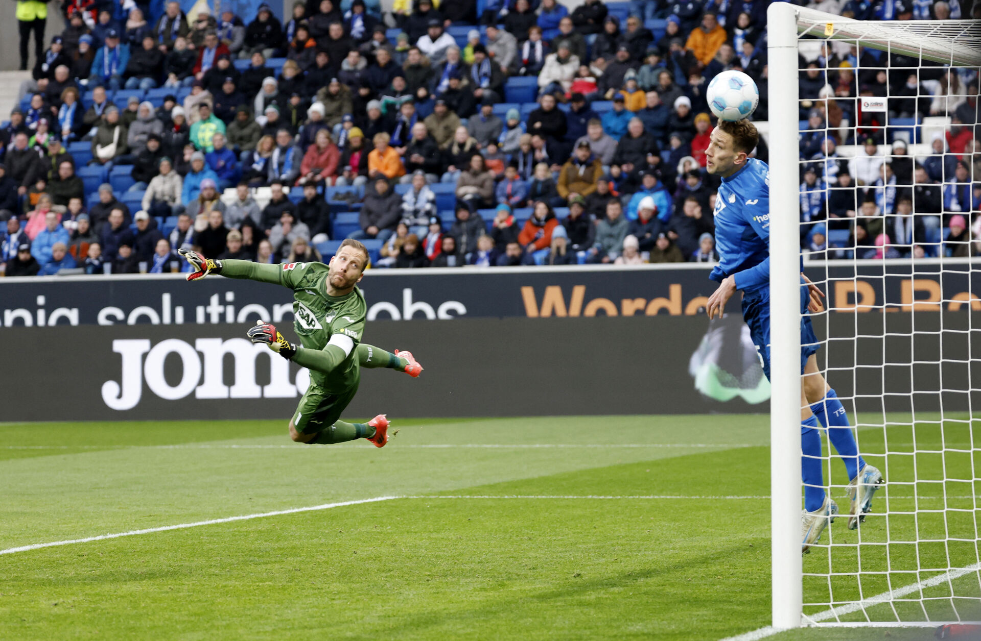 Hoffenheim i færd med at indkassere et mål.