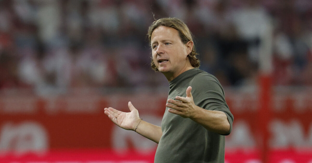 Jens Stage forpurrer Bo Henriksen-sejr efter Mainz-drømmemål Foto: Heiko Becker/REUTERS