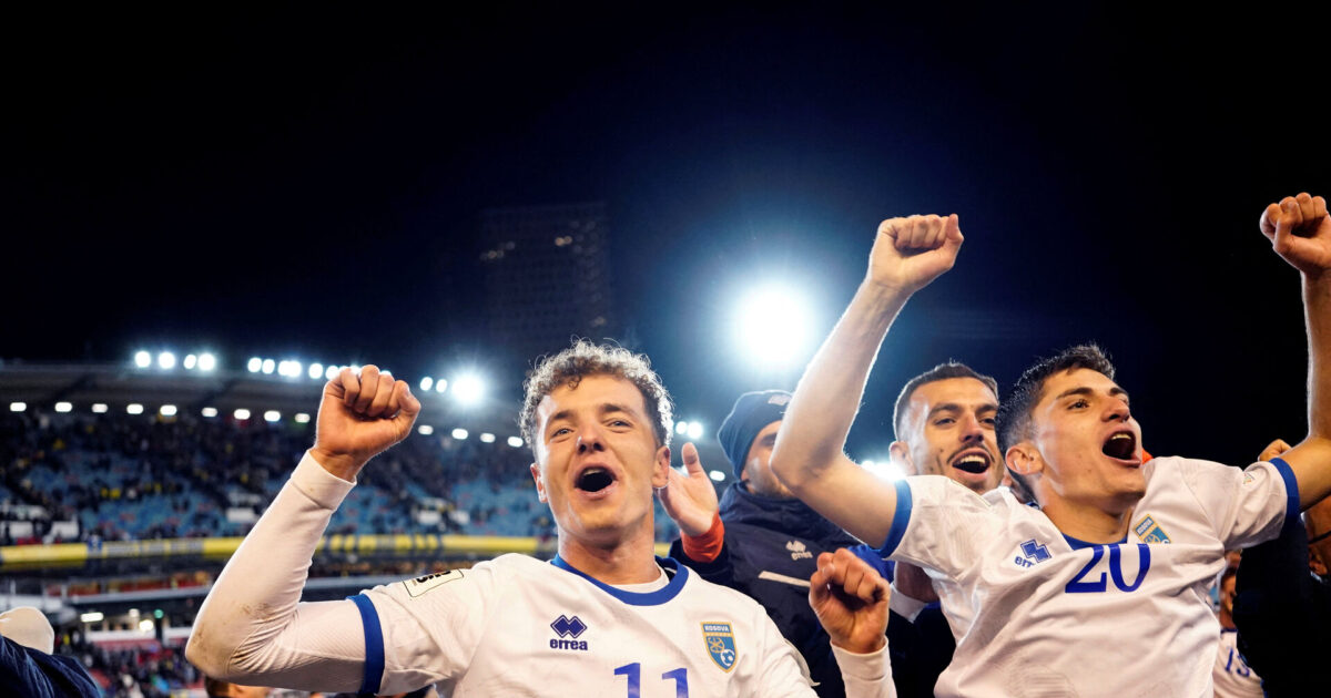 Gjorde det onde ved Jon Dahl Tomasson: Nu meldes han på radaren i Barca Foto: Ritzau Scanpix/REUTERS