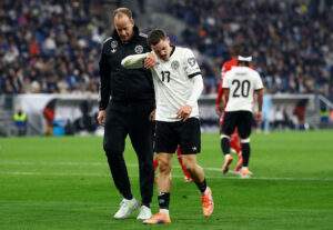 Florian Wirtz går fra banen for Tyskland.