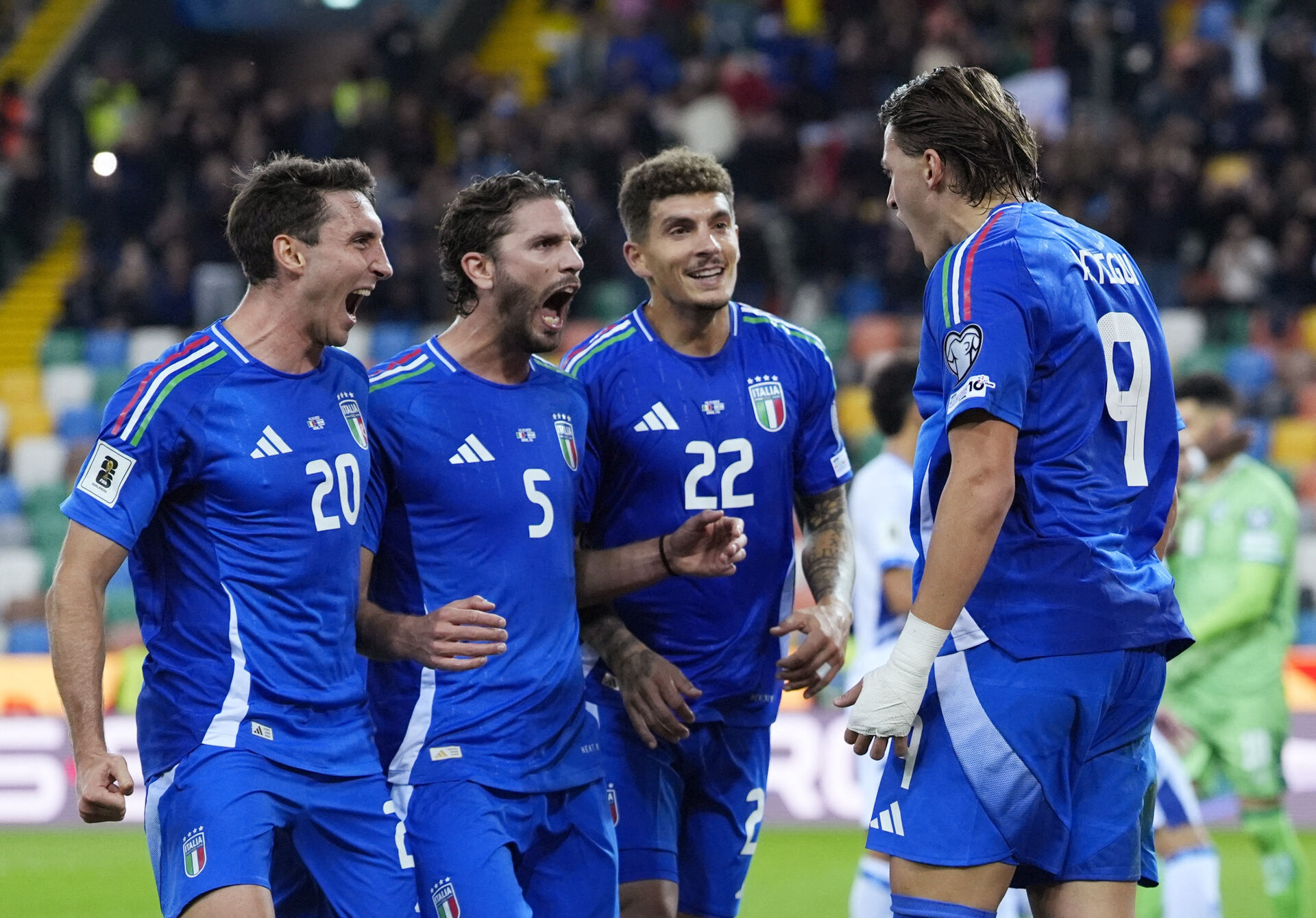 Italien efter Retegui scorer på straffespark mod Israel