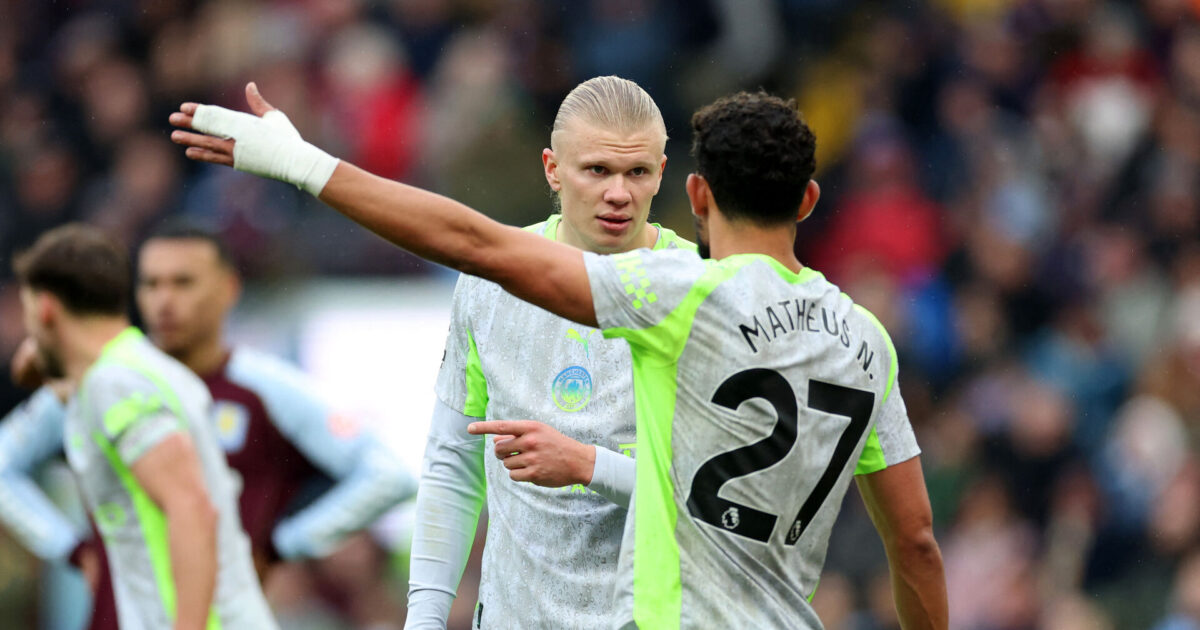 City skuffer på Villa Park: Taber terræn i toppen af Premier League Foto: Hannah Mckay EDITORIAL USE ONLY.NO USE WITH UNAUTHORIZED AUDIO, VIDEO, DATA, FIXTURE LISTS, CLUB/REUTERS