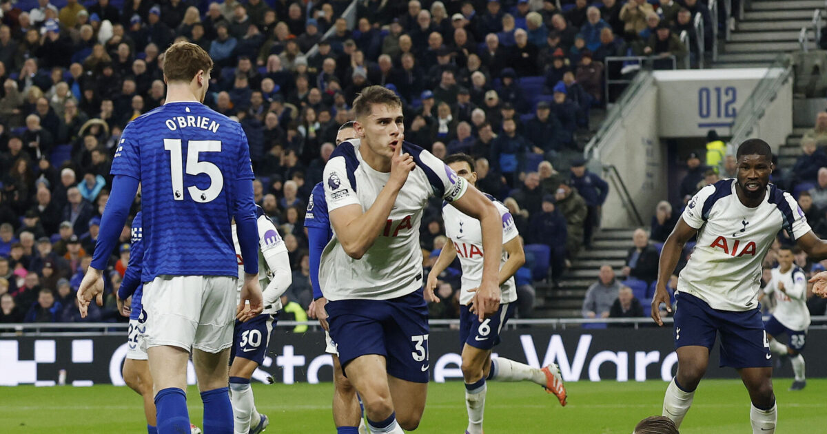 Thomas Frank(ensteins) dødboldsmonster sender Spurs på tredjepladsen Foto: Ritzau Scanpix/REUTERS