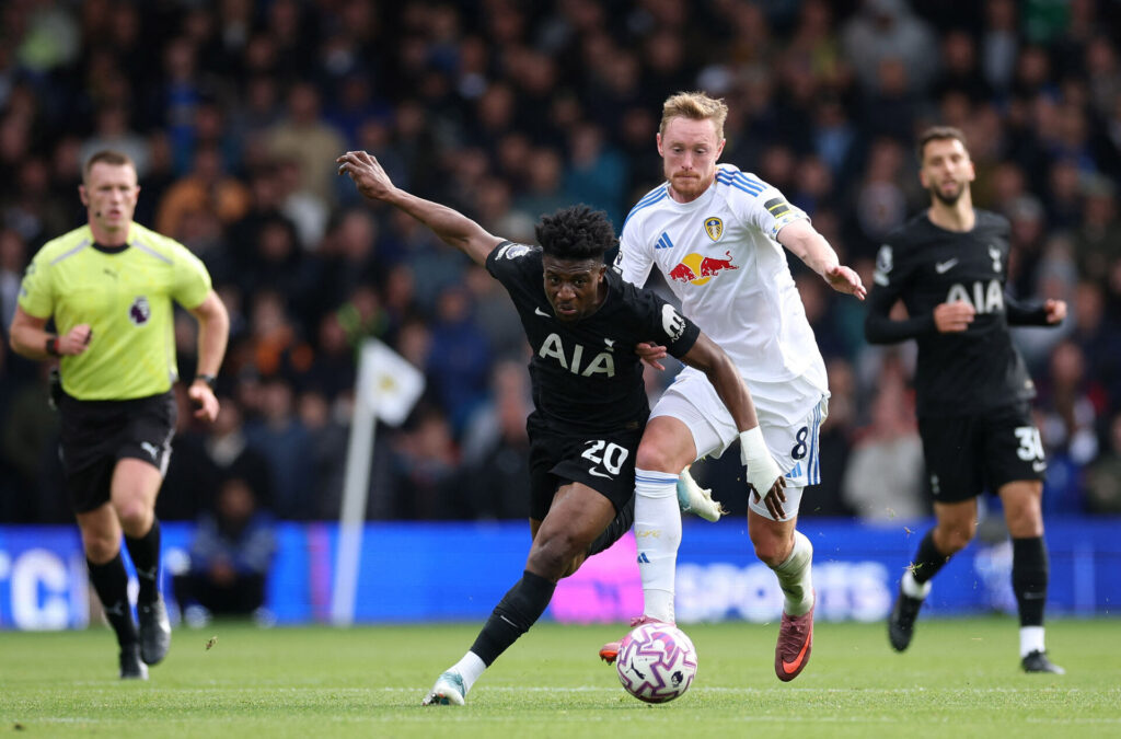 Mohamed Kudus i aktion for Tottenham mod Leeds.