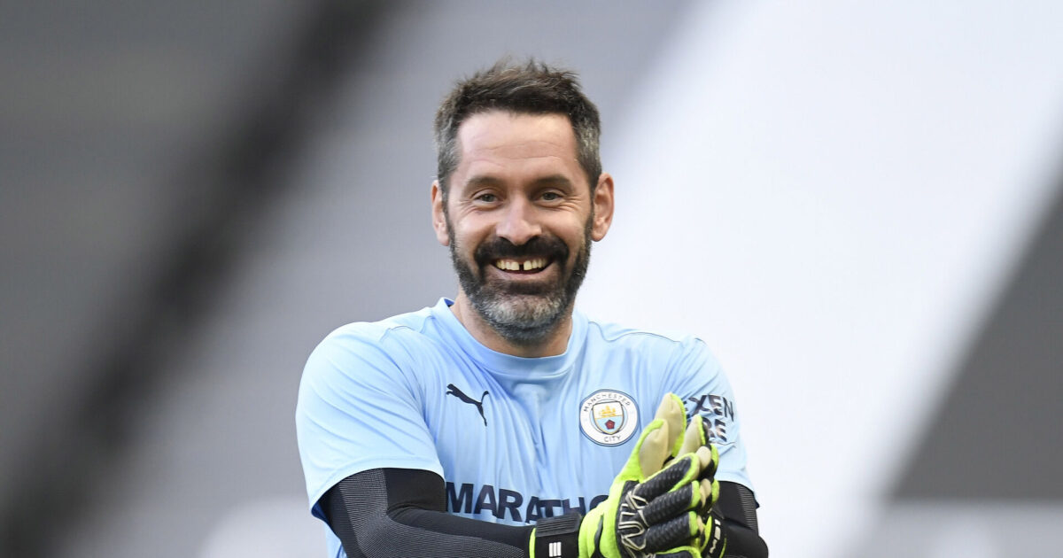 To CL-titler senere – Erfaren målmand ligger handskerne på hylden Foto: Ritzau Scanpix/REUTERS