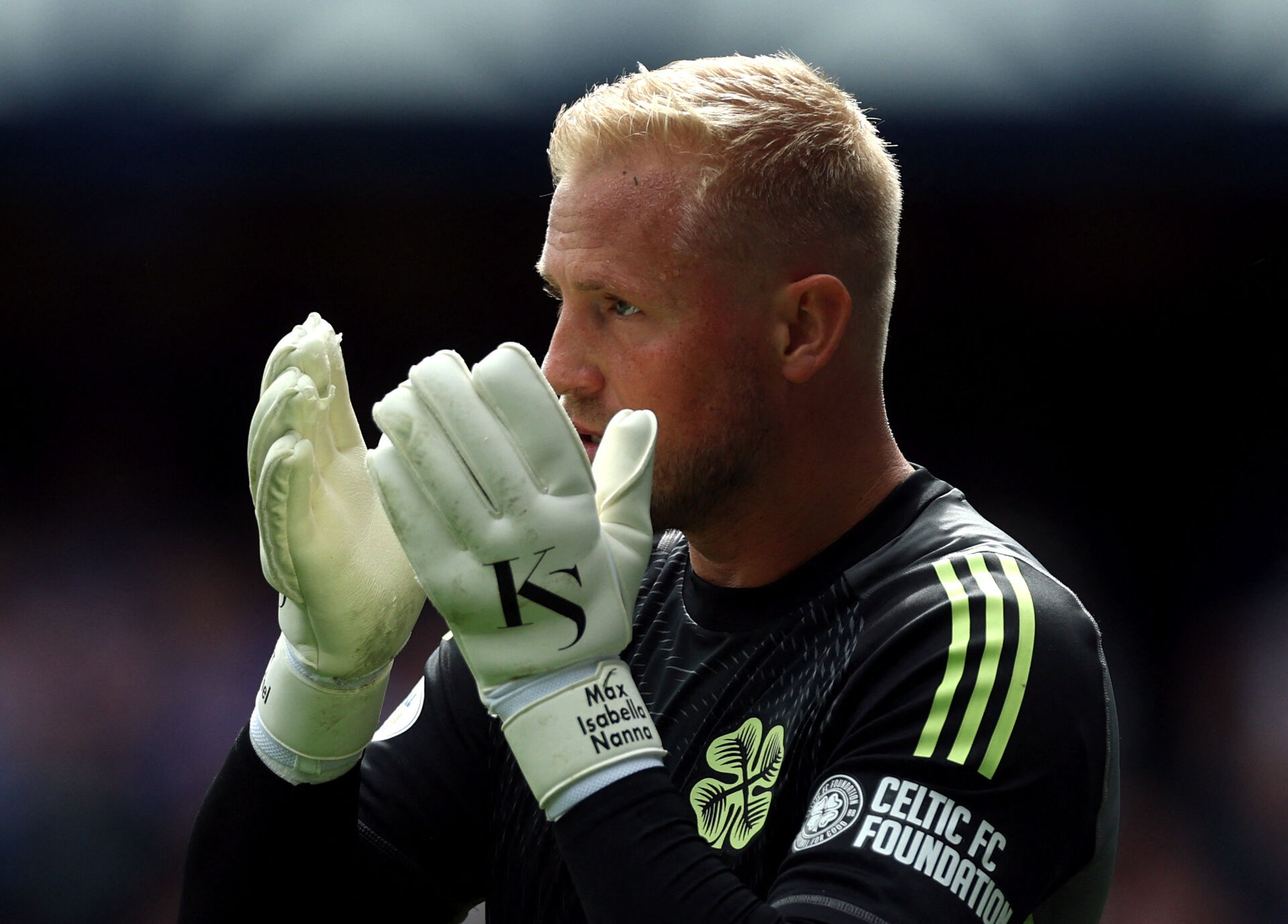 Se videoen: Rasende fans kræver Schmeichels chefer fyret foto