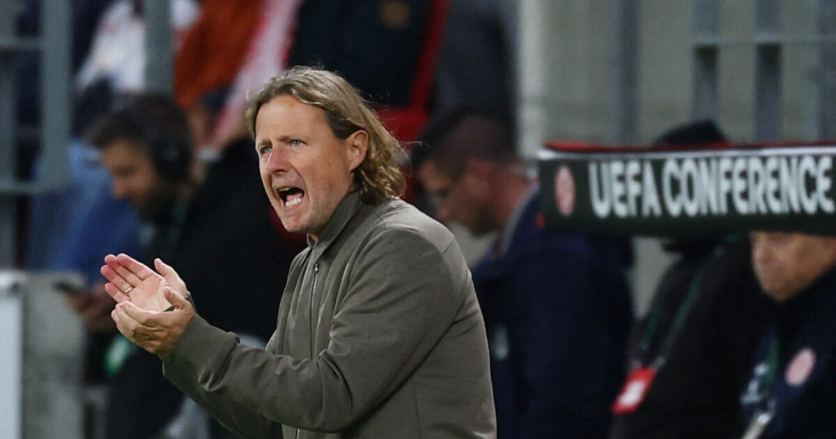 Trængte Bo Henriksen og Mainz taber til formstærke Stuttgart Foto: Kai Pfaffenbach/REUTERS