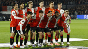 Feyenoord stiller op til holdfoto