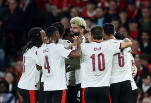 FC Midtjylland-spillerne fejrer et mål mod Nottingham Forest.