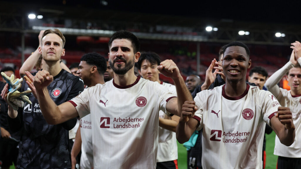 Ousmane Diao jubler sammen med FCM efter sejr i Nottingham