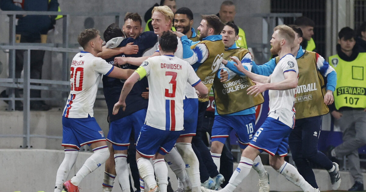 Færøerne i hælene på favoritterne efter storsejr Foto: David W Cerny/REUTERS