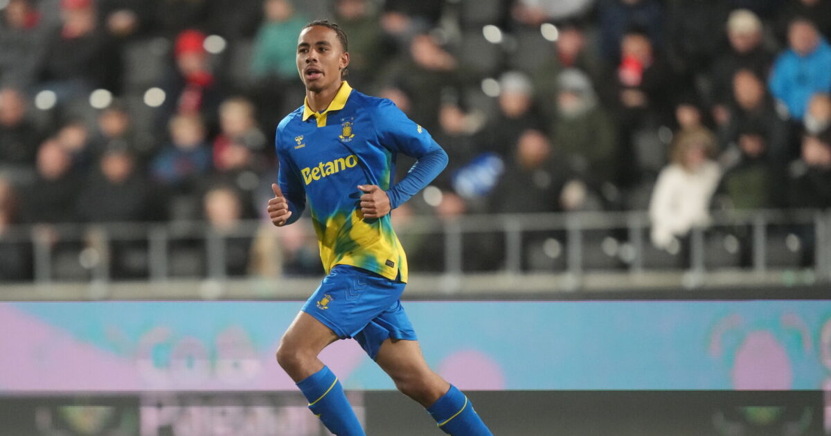 Sene scoringer redder Brøndby fra skuffelse på sjaskvåde Monjasa Park Foto: Claus Fisker/Ritzau Scanpix