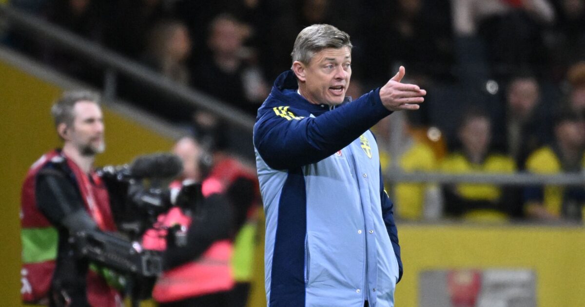 Svensk fodboldboss ikke klar til at fyre Jon Dahl med det samme: Det skal analyseres Foto: Jonathan Nackstrand/AFP/Ritzau Scanpix