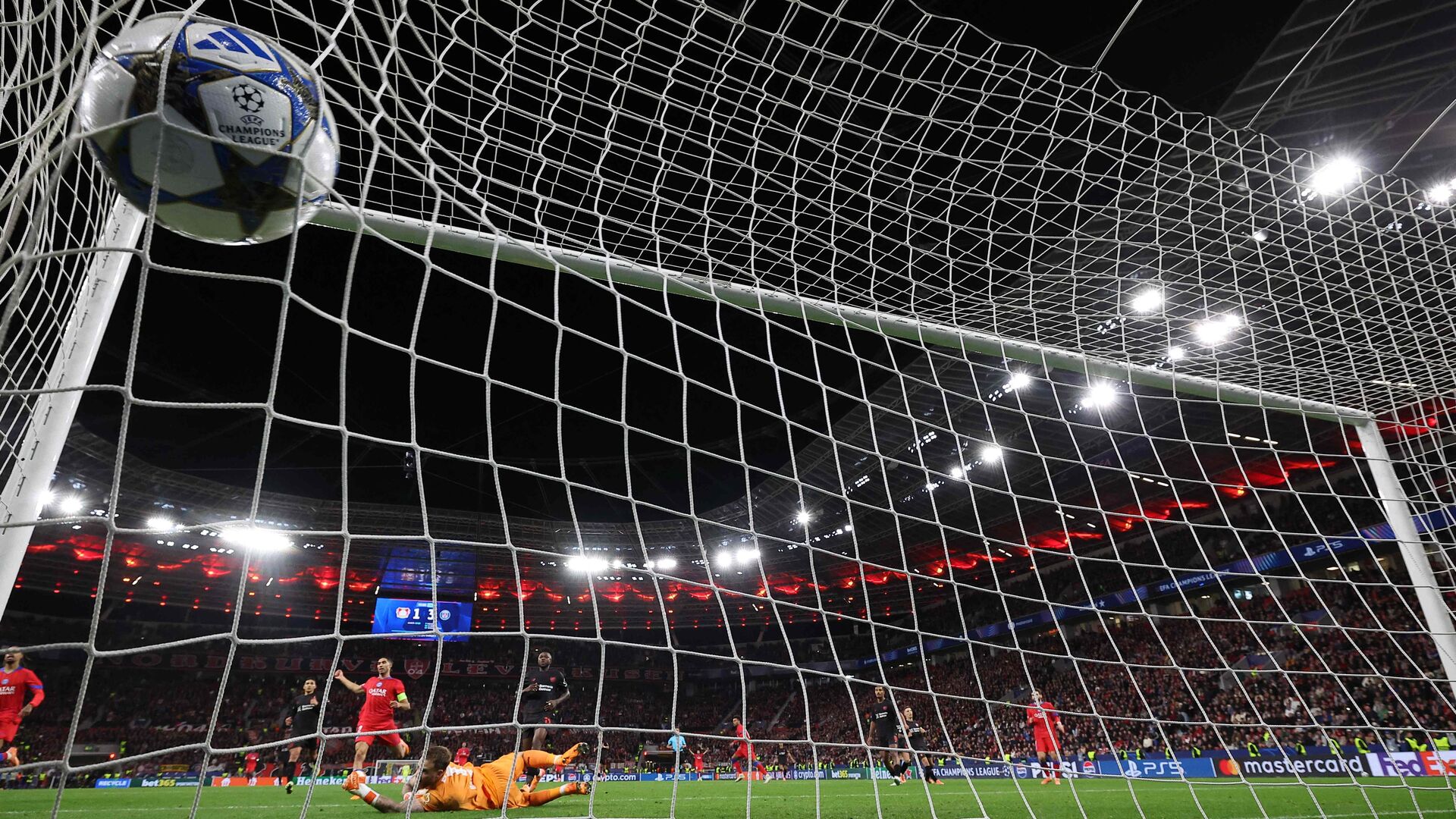 PSG scorer imod Leverkusen