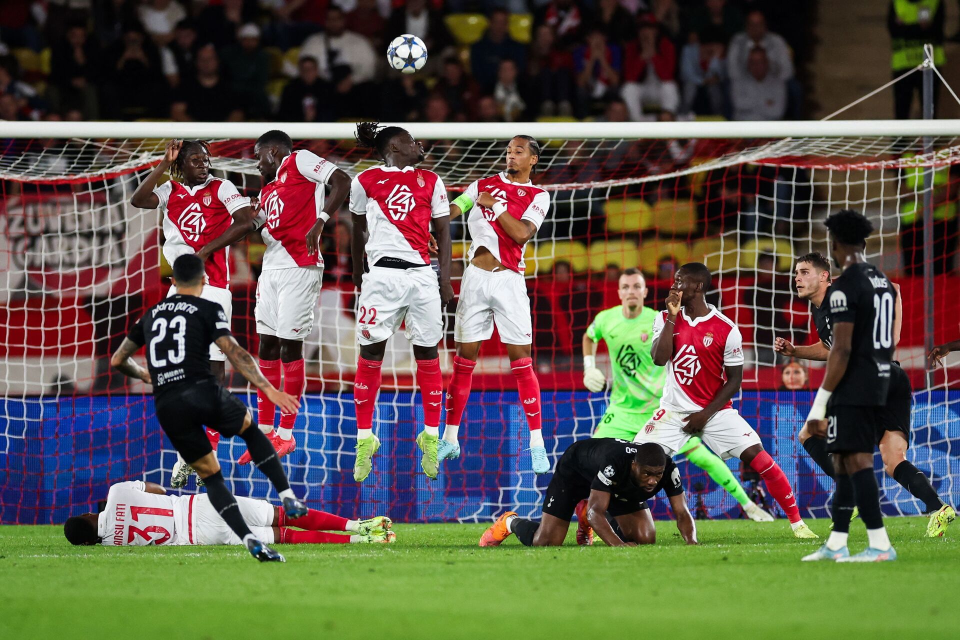 Monaco mod Tottenham