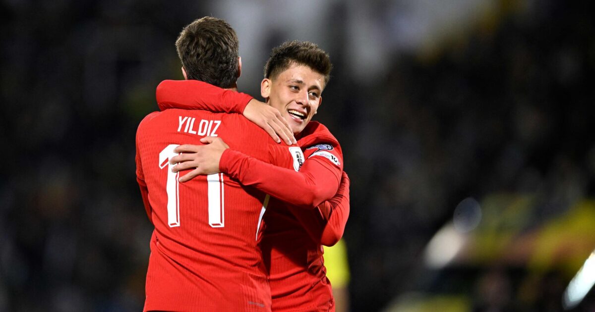 Tyrkiets stjerneskud stråler i storsejr over Bulgarien Foto: Photo by Nikolay DOYCHINOV 