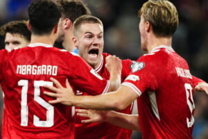 Joachim Andersen i Parken efter sin scoring til 2-0. VM-kvalifikationskampen mellem Danmark og Grækenland i Parken i København søndag den 12. oktober 2025.