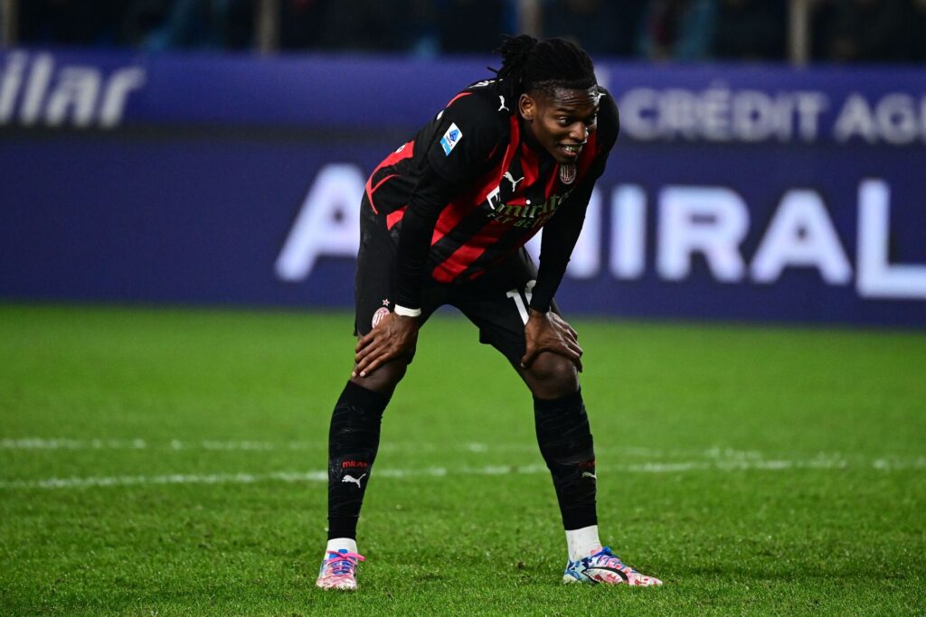 Rafael Leao puster ud.