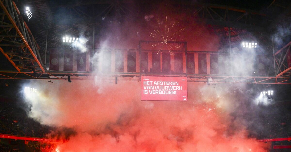 Ajax raser og undskylder: Brugte hunde til at opspore pyro Foto: Photo by Olaf KRAAK 