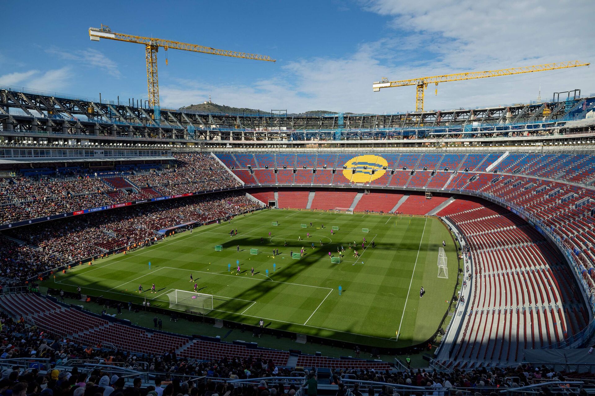 Nu sker det: FC Barcelona vender hjem til Camp Nou foto