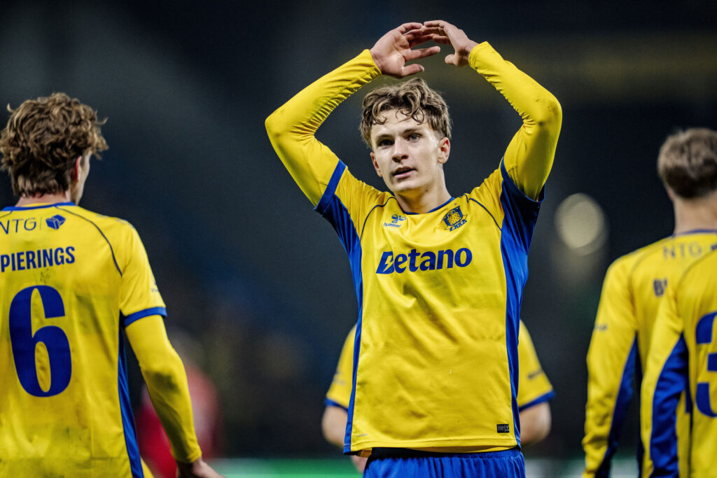 Jacob Ambæk jubler for Brøndby.