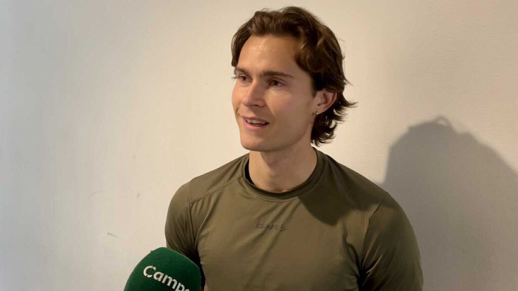 Markus Solbakken interviewes på Fredensvang.