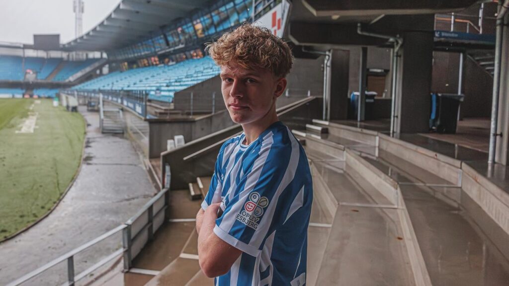 Andreas Kristiansen underskriver ny kontrakt