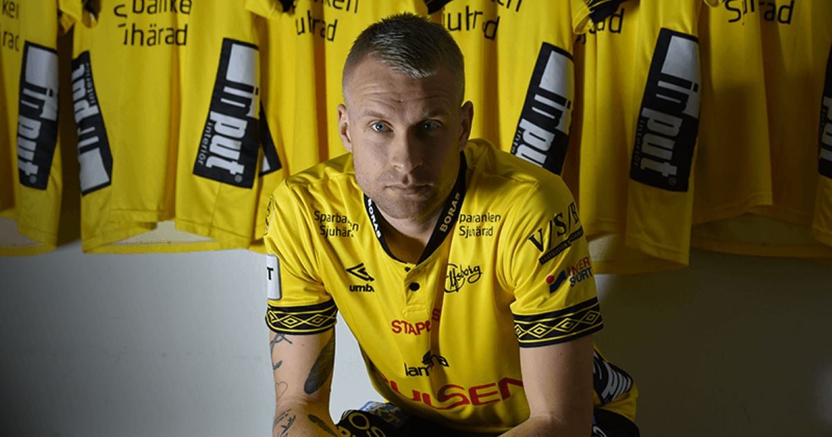 Johan Larsson tydeligt rørt: Kæmpe hyldest til sidste hjemmekamp Foto: IF Elfsborg