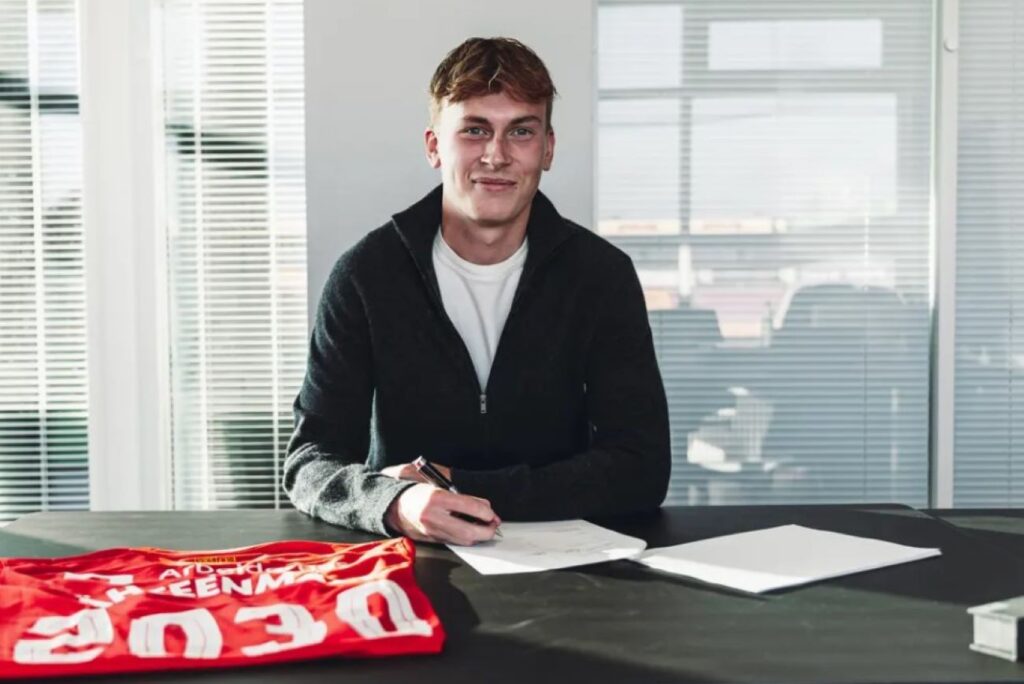 Juho Lähteenmäki forlænger sin aftale med FC Nordsjælland.