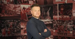 Kim Hellberg bliver præsenteret i Middlesbrough