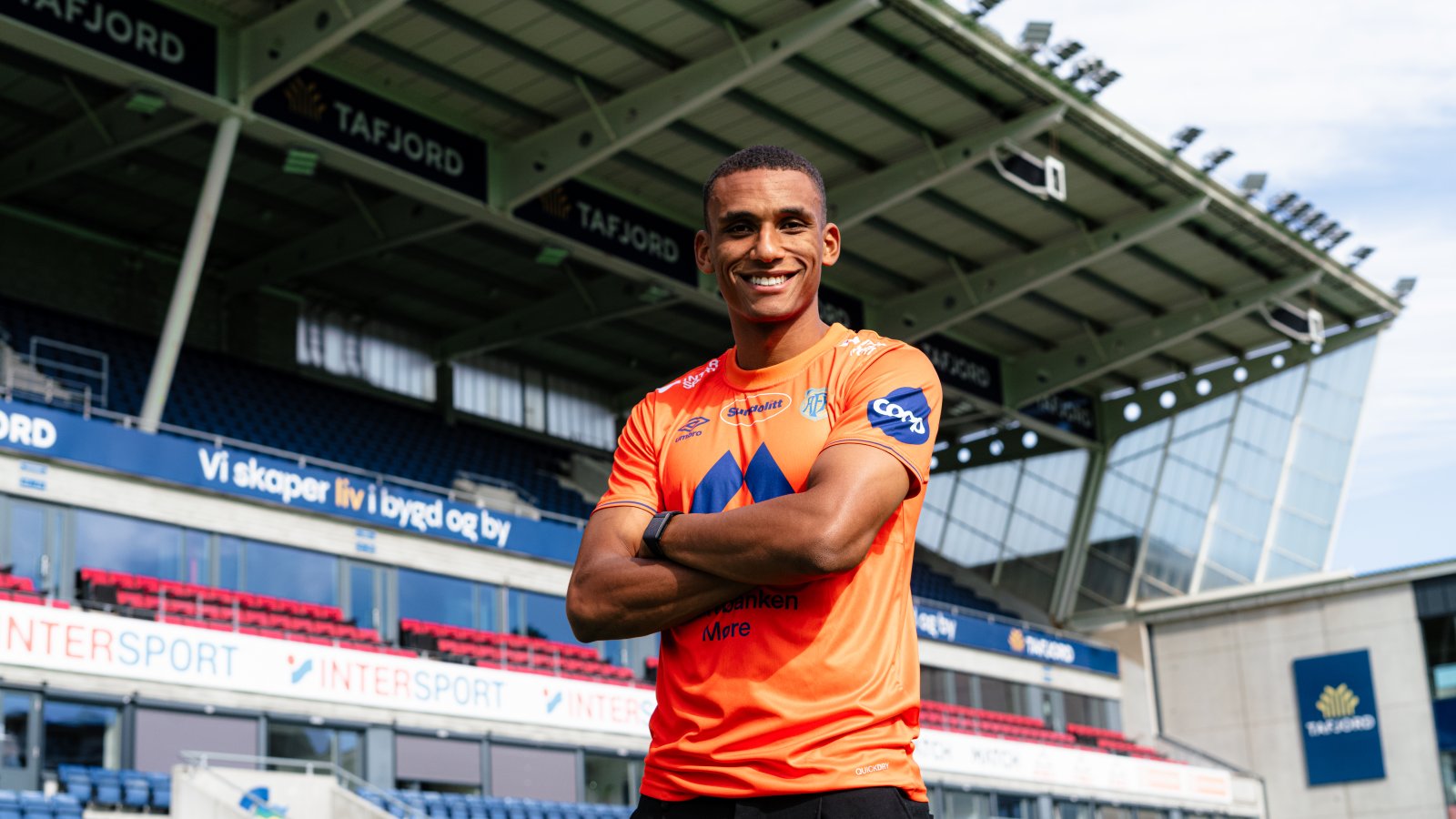 Ngongo og Aalesund én kamp fra oprykning foto