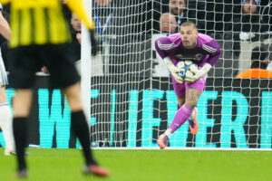 Dominik Kotarski i Parken.