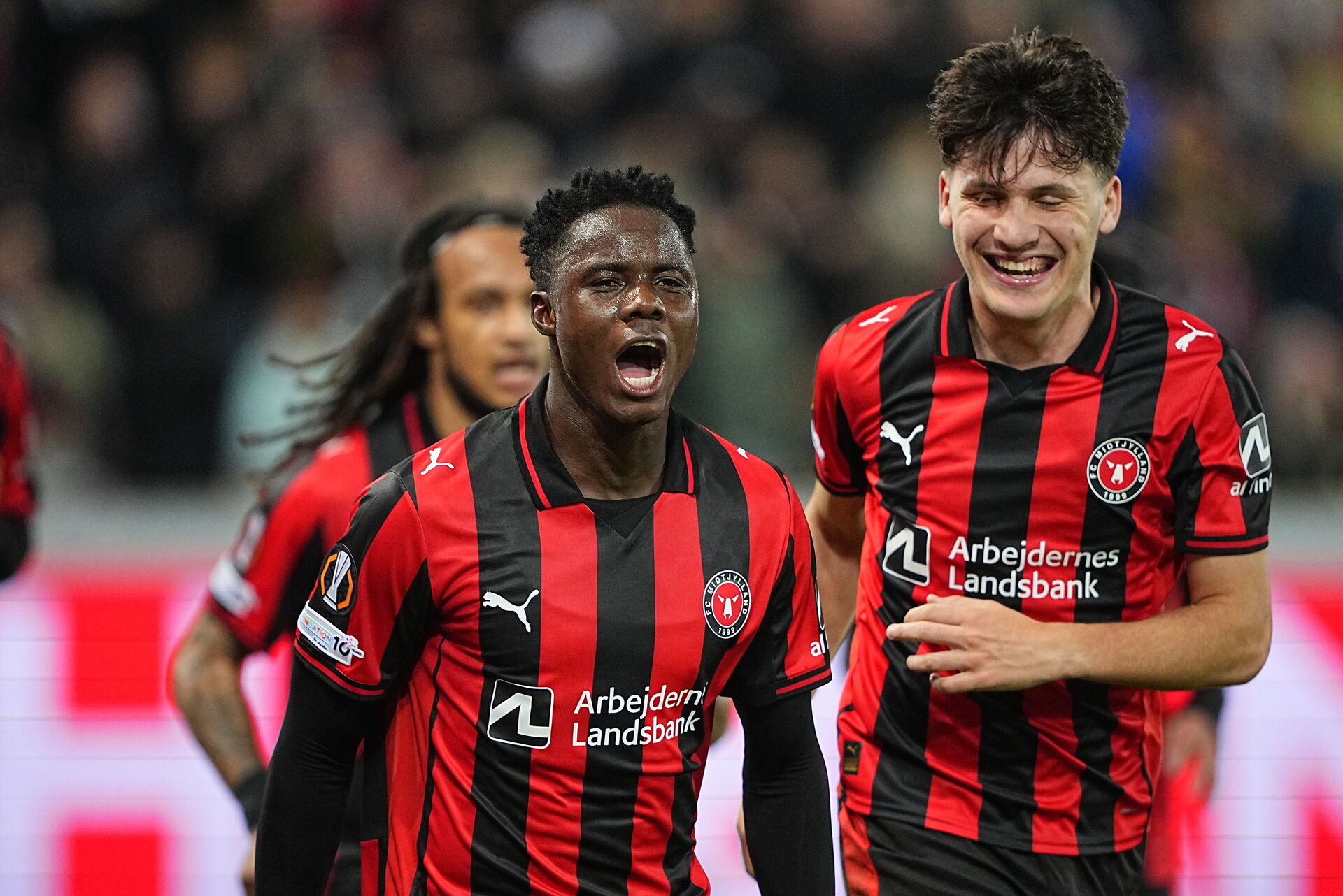 Klasseforskel på Heden: 7 minutter nok for FCM mod Celtic foto