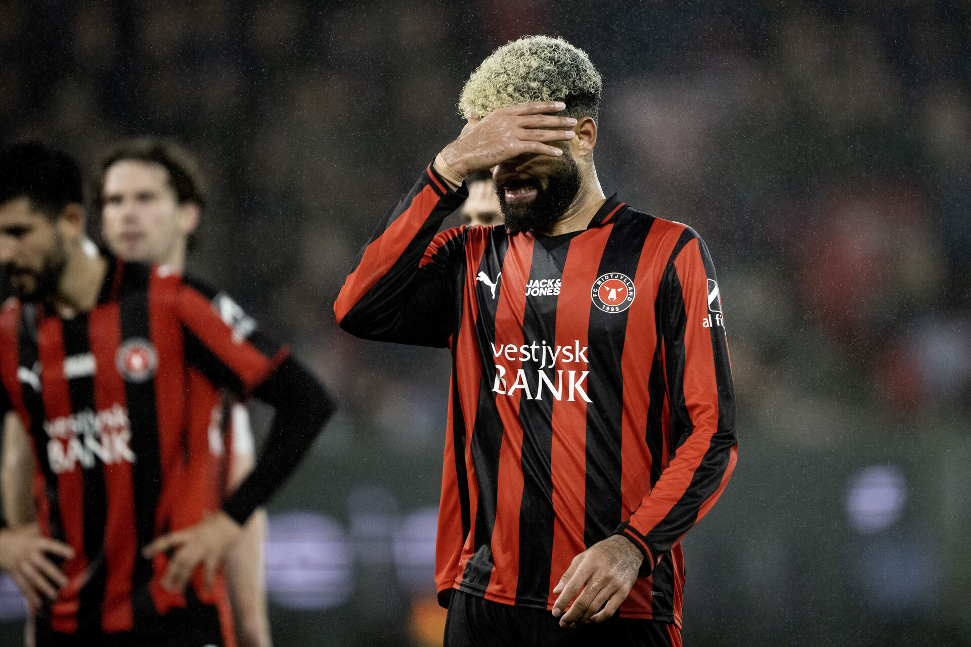 Kontroversiel udvisning fastholdes: Billing i skammekrogen foto