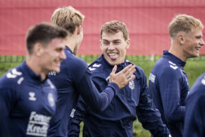 Mads Hermansen for det danske landshold. VM-kval: Landsholdet træner før turen til Ungarn