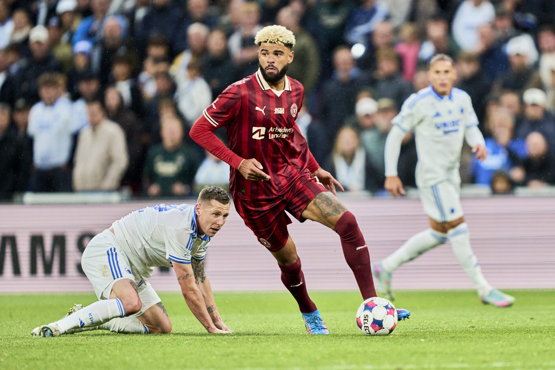 Stor hæder: Billing vinder månedens spiller foto