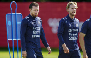 Pierre-Emile Højbjerg og Morten Hjulmand for det danske herrelandshold. Fodboldlandsholdets træning og pressemøde