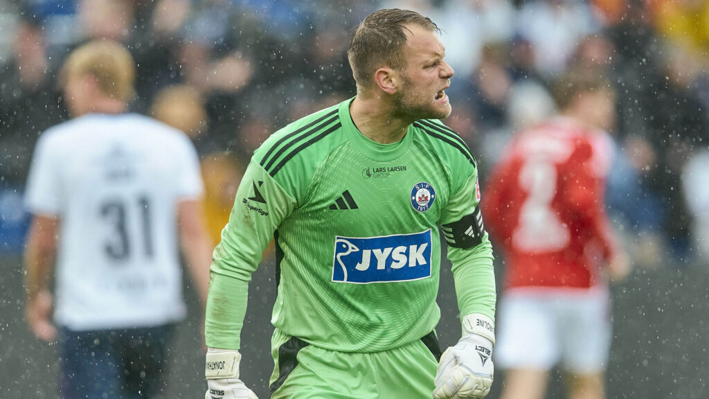 Nicolai Larsen ser sur ud