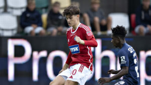 Alexander Busch med en sjælden Superliga-optræden