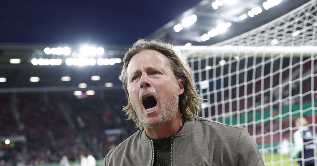 Bo i det røde felt: Første halvleg var en katastrofe Foto: Ritzau Scanpix/REUTERS