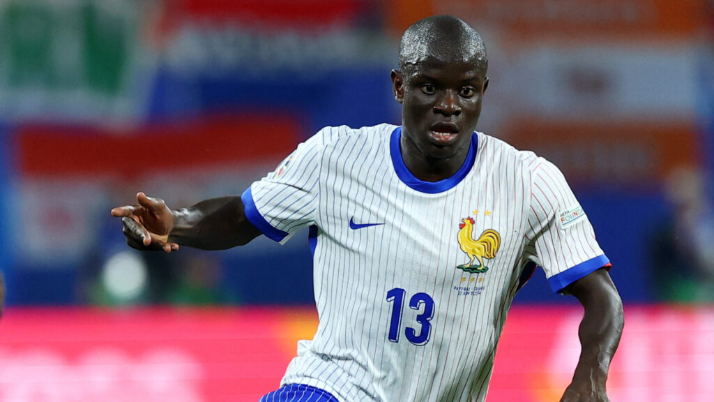 N'golo Kante i aktion for Frankrig