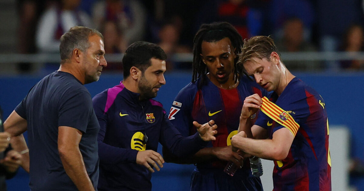 Bekymret Flick: Stjerne forlod træning med skade Foto: Albert Gea/REUTERS