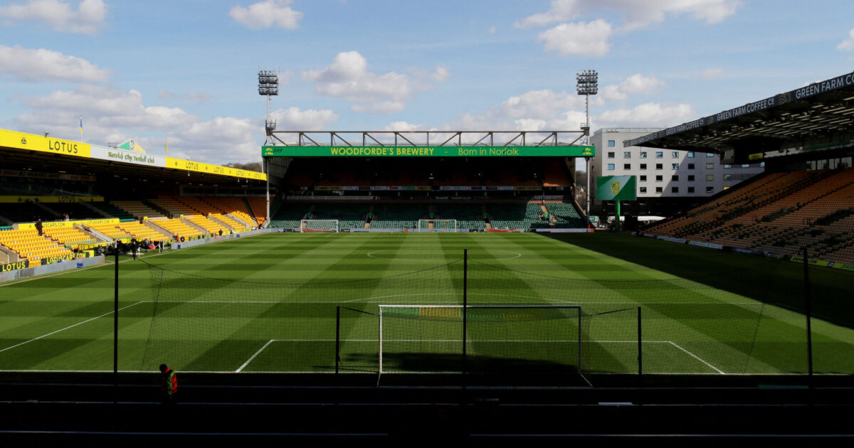 Norwich-boss efter fyring: Skal reparere forholdet til fansene Foto: Ritzau Scanpix/REUTERS