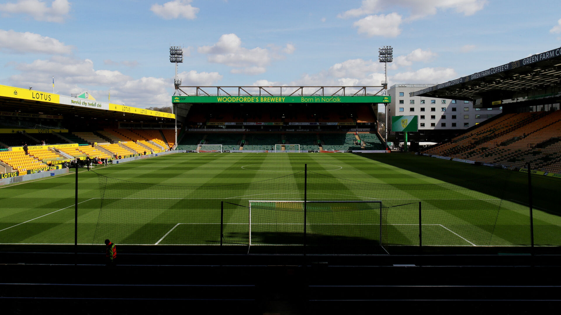 Norwich-boss efter fyring: Skal reparere forholdet til fansene foto