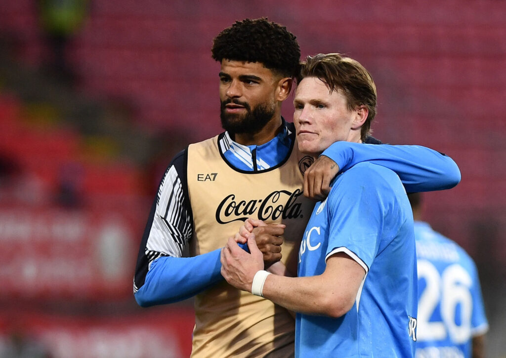 Philip Billing og Scott McTominay.