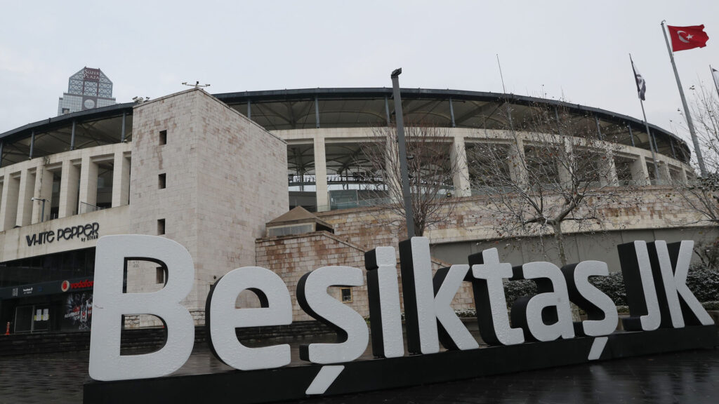 Besiktas med stadion i baggrunden