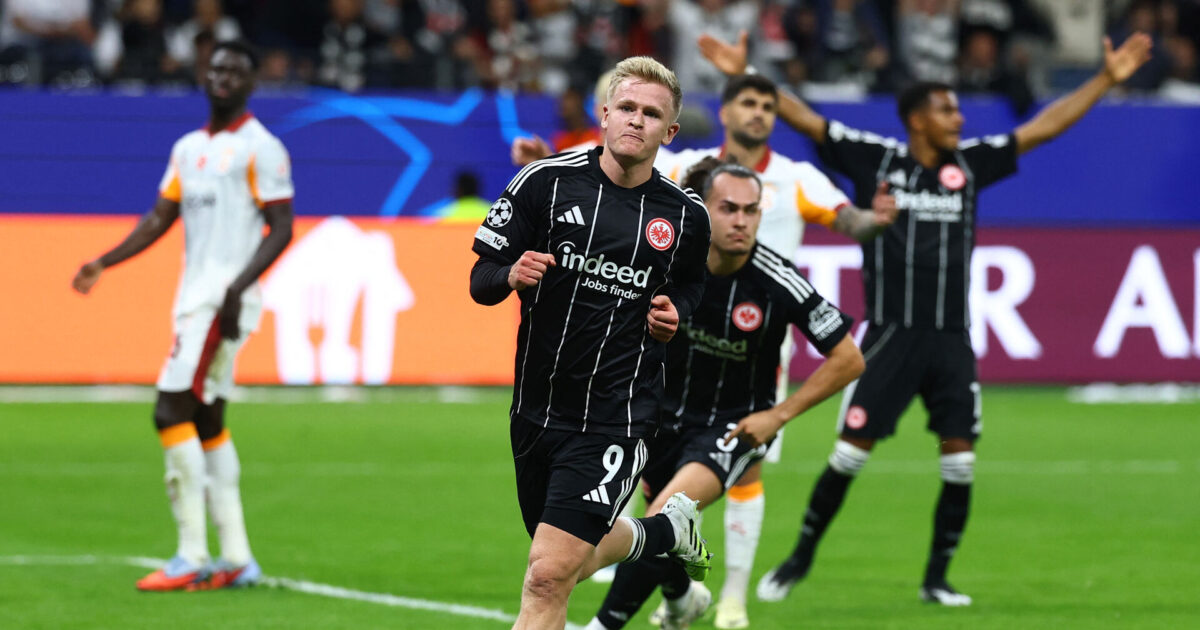 Tidligere Bo H.-kanon roser ny træner: Færre lange bolde og luftdueller Foto: Kai Pfaffenbach/REUTERS