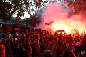 FC Barcelonas fans med pyroteknik.