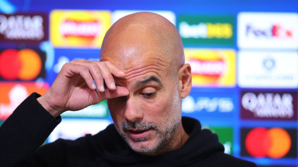 Pep Guardiola holder sig for panden